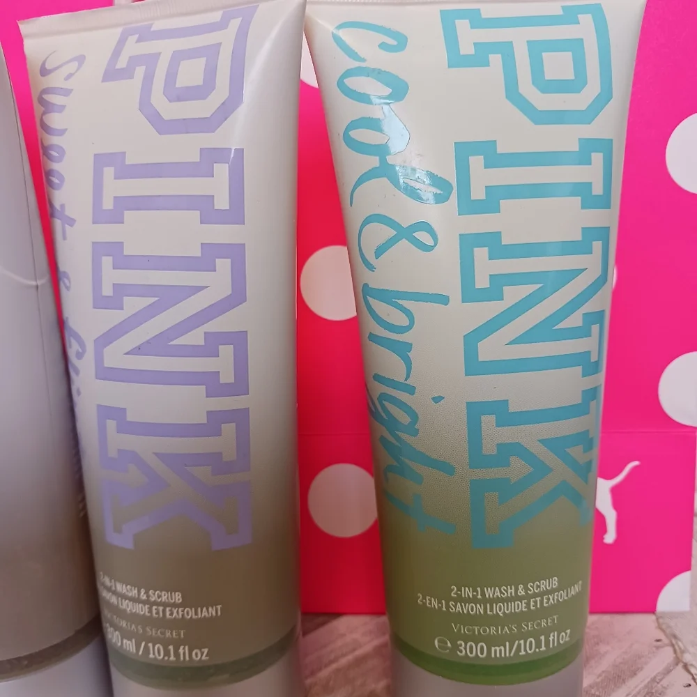 Victoria's Secret PINK 2-in-1 Wash & Scrubs - Picture 4 of 8